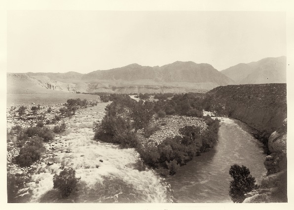 17 CEW, View up the Kern River near the Mouth of the Canyon, Kern County, ca. 1881, HEH